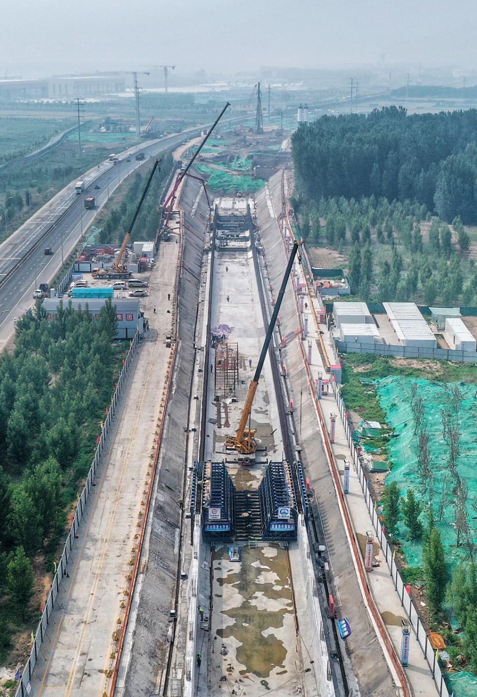 济滨高铁全线首条高压电力线路完成迁改|高铁_新浪财经_新浪网