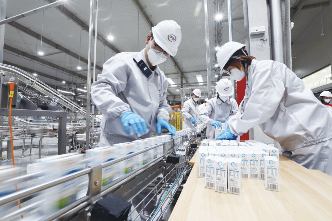 兴安伊利乳业"5g 工业互联网平台"液态奶智能工厂示范项目