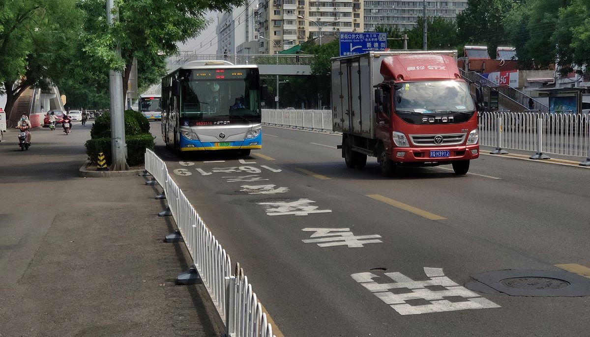 公交专用道设置规范_新浪财经_新浪网