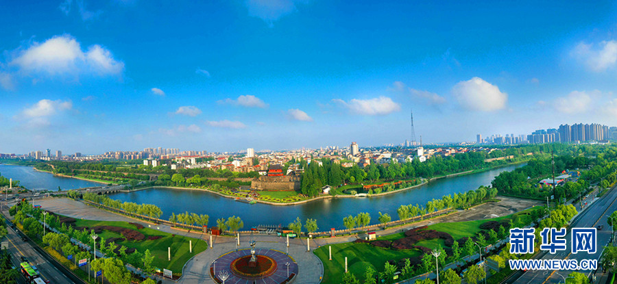 航拍环荆州古城国家湿地公园.新华网发 曾跃 摄