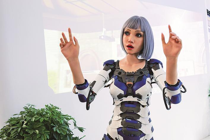 这是在第七届世界智能大会智能科技展上拍摄的一款仿生机器人。新华社发