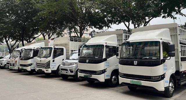 到2025年，重庆市新能源和国六排放标准货车在货车保有量中占比力争超过40%。资料图