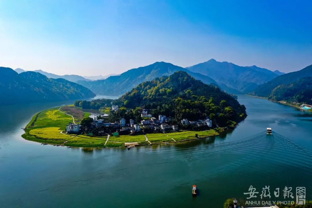 资料图:新安江(陈亮 摄)