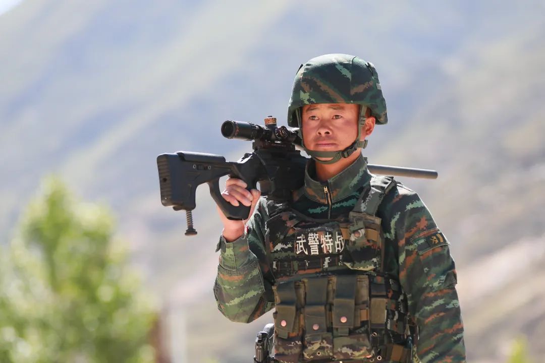 武警党代表风采|杨友刚:高原"枪王"|狙击手_新浪财经_新浪网