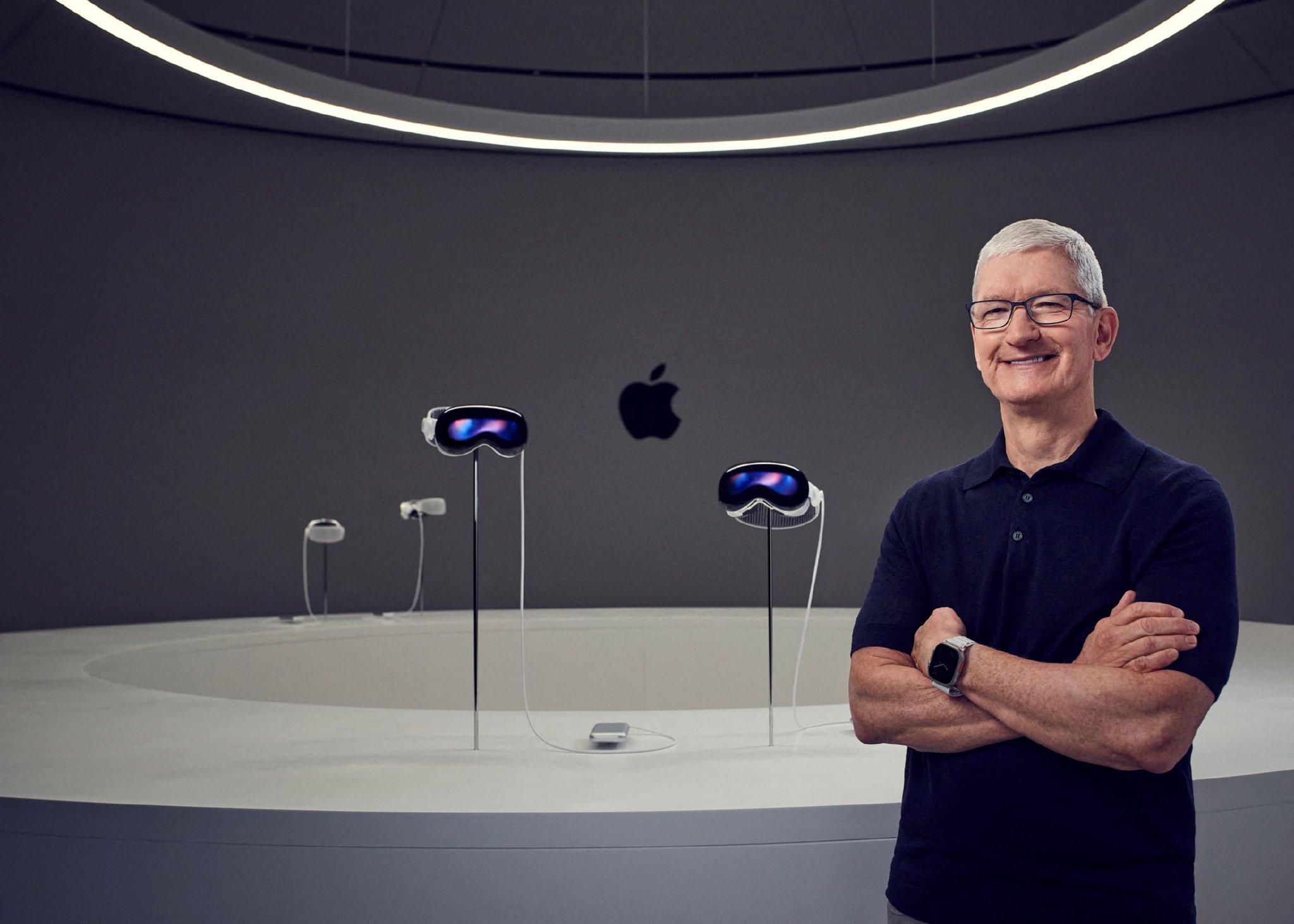 Apple Vision Pro 是 Tim Cook 时代苹果最有划时代意义的硬件｜路透