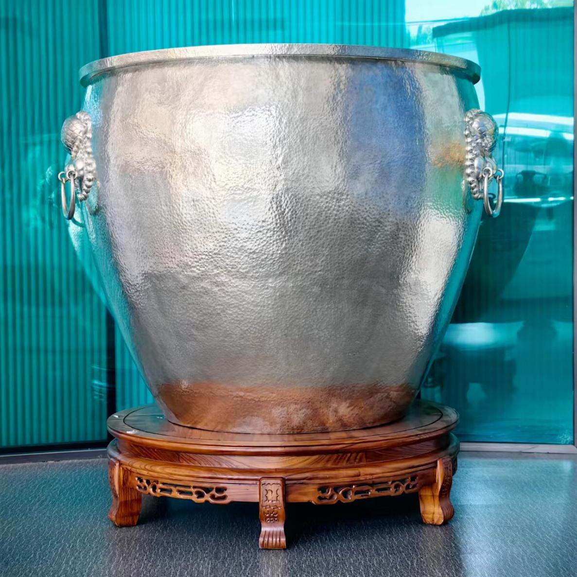 纯银999吉祥缸.(文博会济源展馆供图)