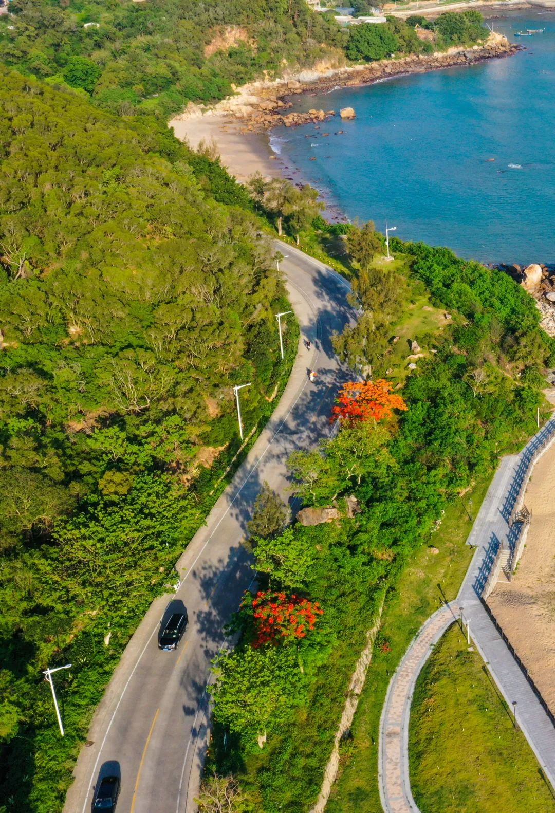 岸绿,滩净,湾美,岛丽△濠江南山湾△濠江表角灯塔△妈屿岛△金银岛