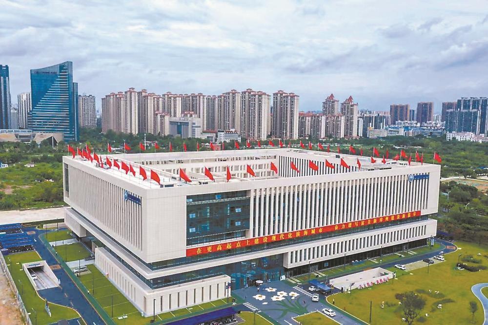 航拍漳州市政务服务中心大楼(受访者供图)