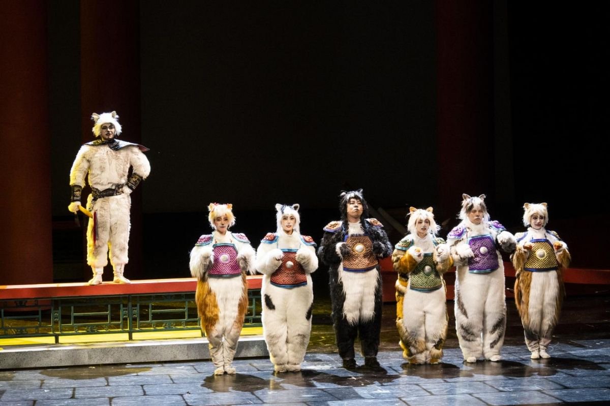 重庆国泰艺术中心剧院,广东艺术剧院,深圳大剧院,再到国家话剧院,故宫