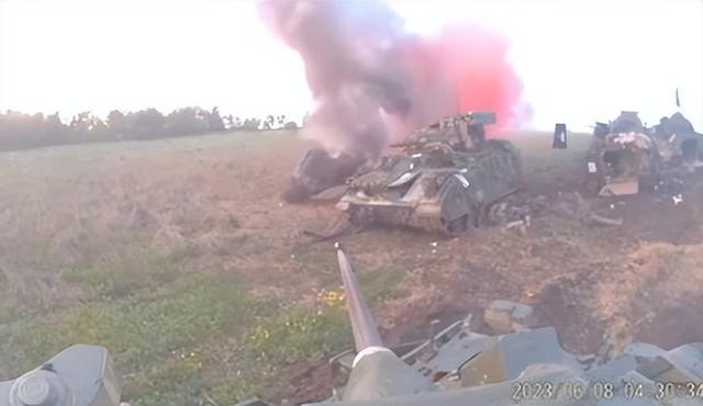 俄方9日公布的摧毁乌军装备的视频截图