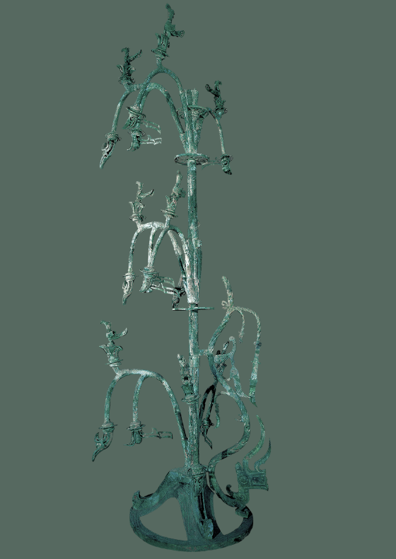 青铜神树(商代) 三星堆博物馆藏(图片来源:三星堆博物馆官网)
