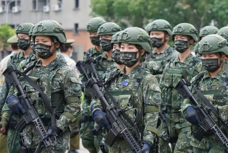 "模拟重要人员被绑架",台军演习已沦为蔡英文的"逃命彩排"