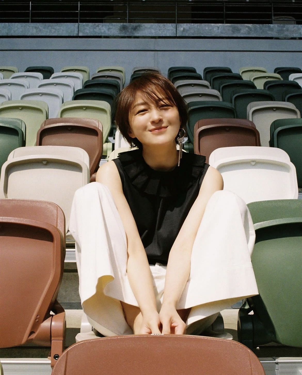 广末凉子承认出轨厨师后丢了4个工作,厨师的餐馆人气火爆|广末凉子_新