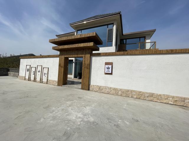 在南独乐河镇南山村打造"平急两用"新型乡村社区. 张硕 摄