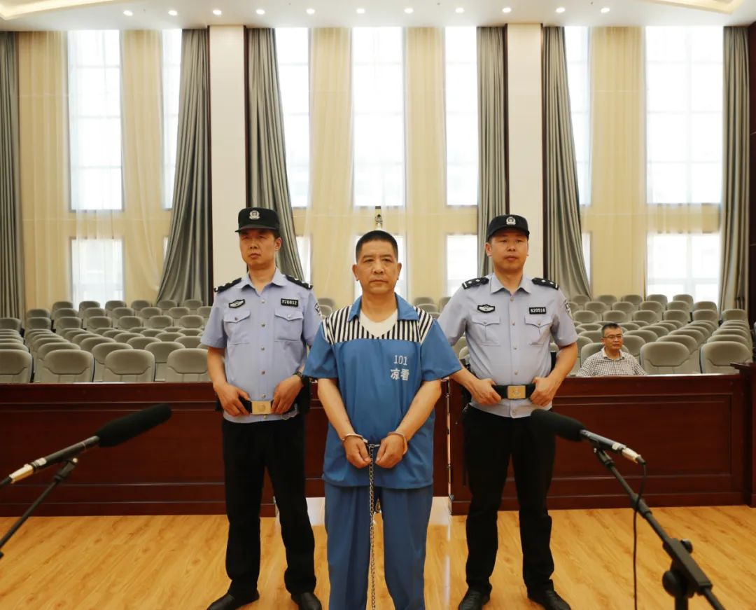 ↑甘肃省工业和信息化厅原副厅长李生发受贿案一审宣判。 图据武威中院