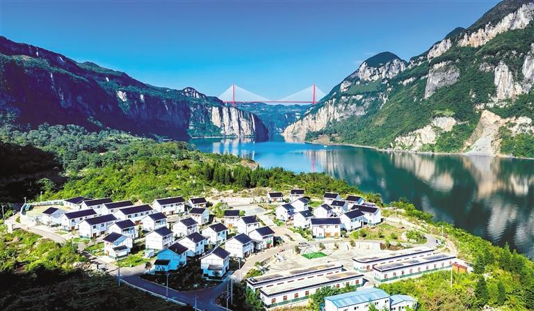 匡正干的导向，增强干的动力，形成干的合力