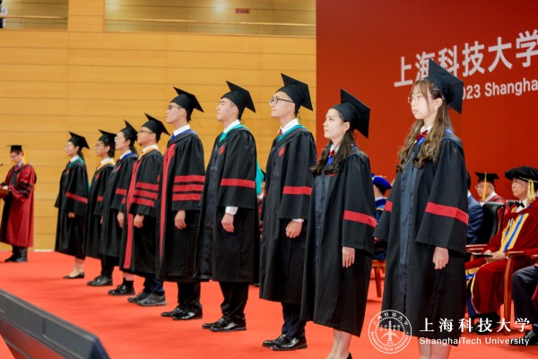 上科大2023届毕业典礼暨学位授予仪式 采访对象供图曾经,西南联大教授