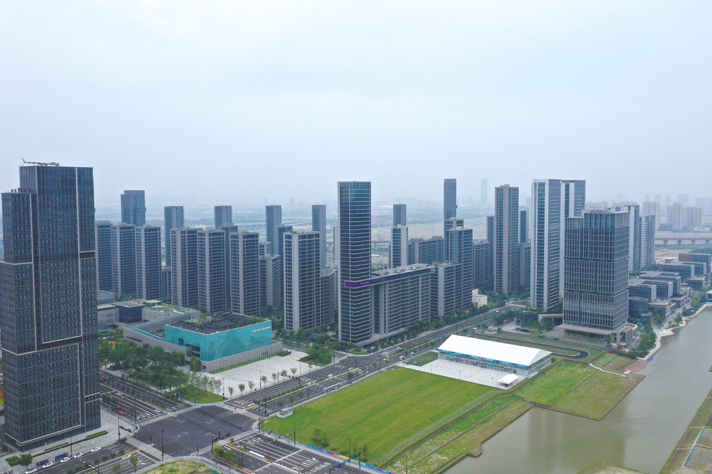     ▲这是6月16日拍摄的杭州亚运村(无人机照片