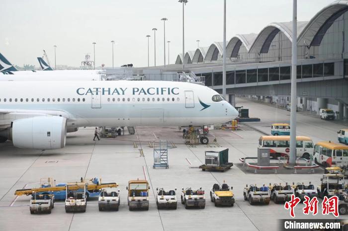 国泰航空:扩大普通话服务范围 将在内地招聘服务员|招聘_新浪财经_新