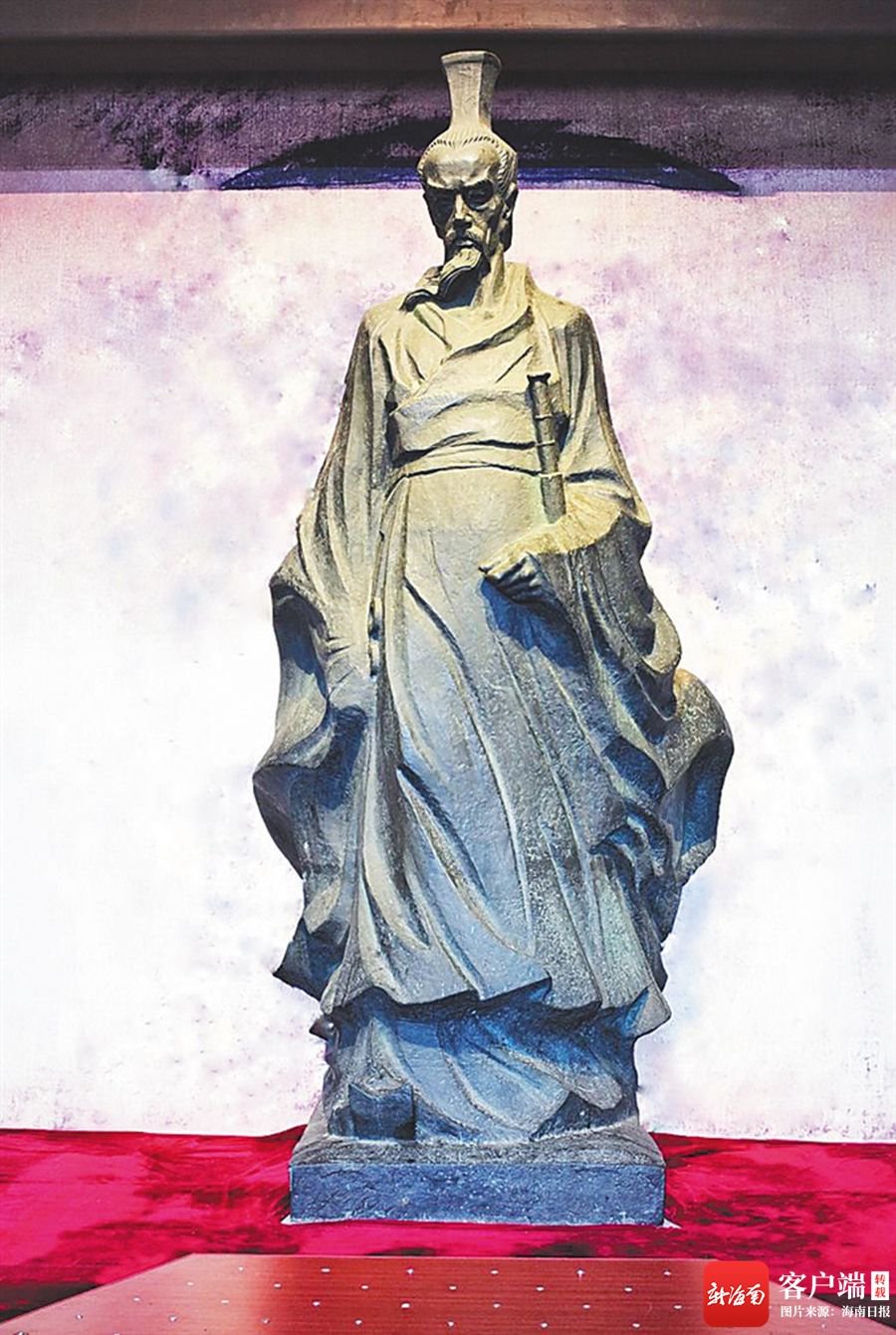 屈原:浪漫主义诗歌奠基者