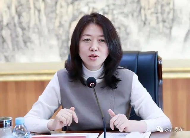 现任县委书记的她,拟任新职