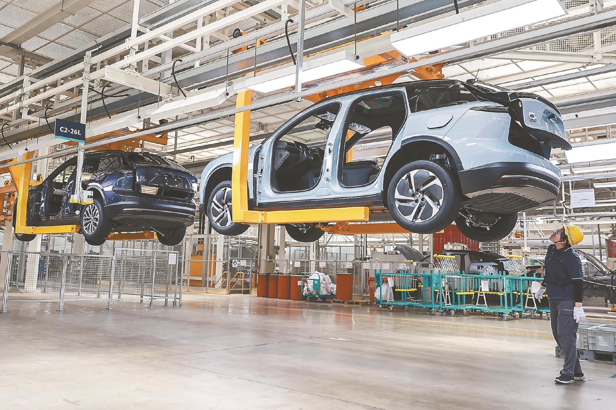 6月9日拍摄的江淮蔚来合肥先进制造基地生产线.本报记者 范柏文 摄