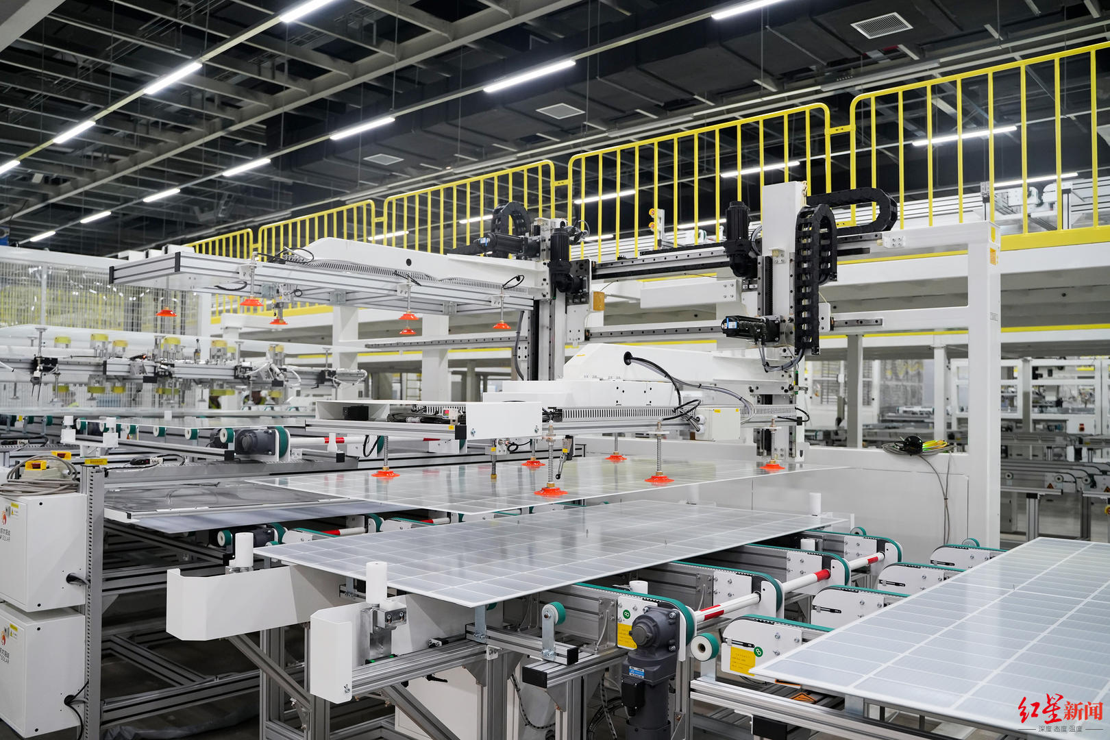 西南首家gw级光伏组件工厂首件下线背后成都光伏产业版图再扩张