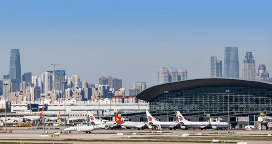 这是天津滨海国际机场一景.