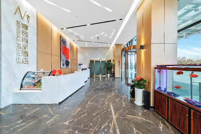 更能在酒店客房内欣赏到航班起落的壮丽场景