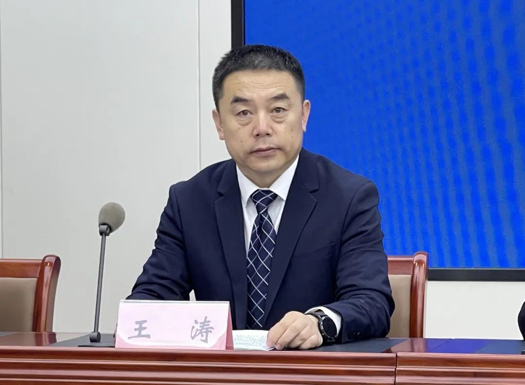 天衢新区社会事务管理部部长王玉国,天衢新区党群工作部副部长王涛