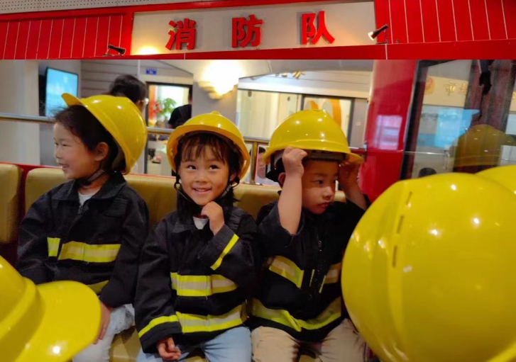 【掌心百享团】下雨天也要去嘟嘟城和烂苹果感受快乐!