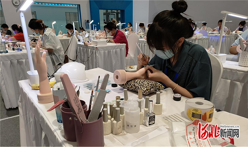 第七届全国残疾人职业技能大赛开幕