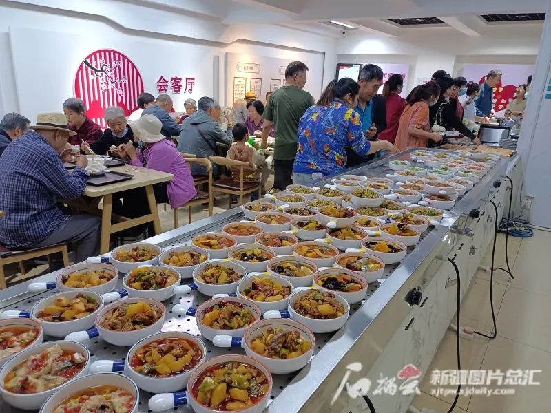 石榴云/新疆日报记者胡大敏摄