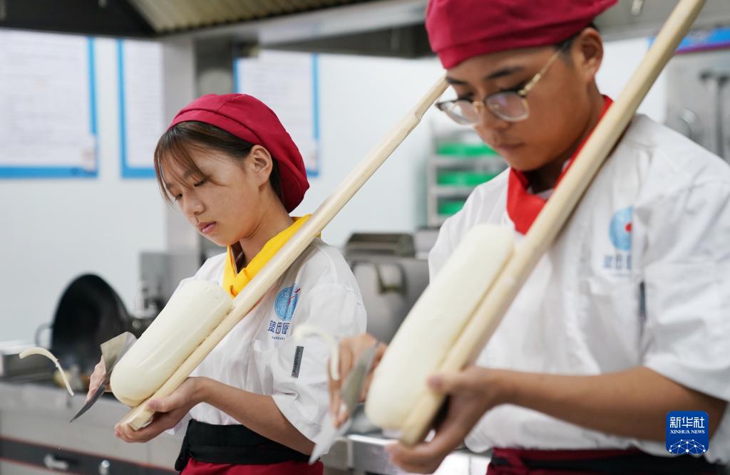 陕西蓝田:特色职业教育拓展就业新渠道|陕西省_新浪财经_新浪网