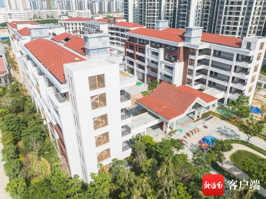 三亚市崖州湾科技城南开中学.三亚崖州湾科技城管理局供图