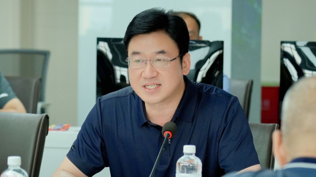 市住房和城乡建设局党组成员,市住房保障和房产服务中心主任付晓毅