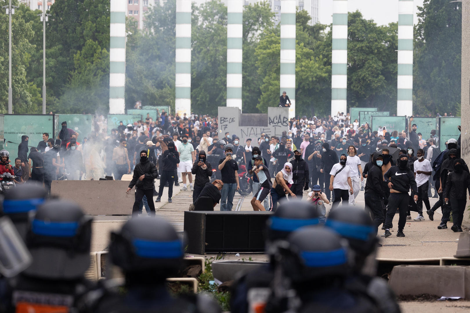 ▲6月29日，法国巴黎郊区楠泰尔市，当地爆发大规模抗议游行活动。 图据IC photo