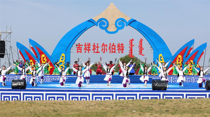 大庆市杜尔伯特县第二十七届那达慕大会.