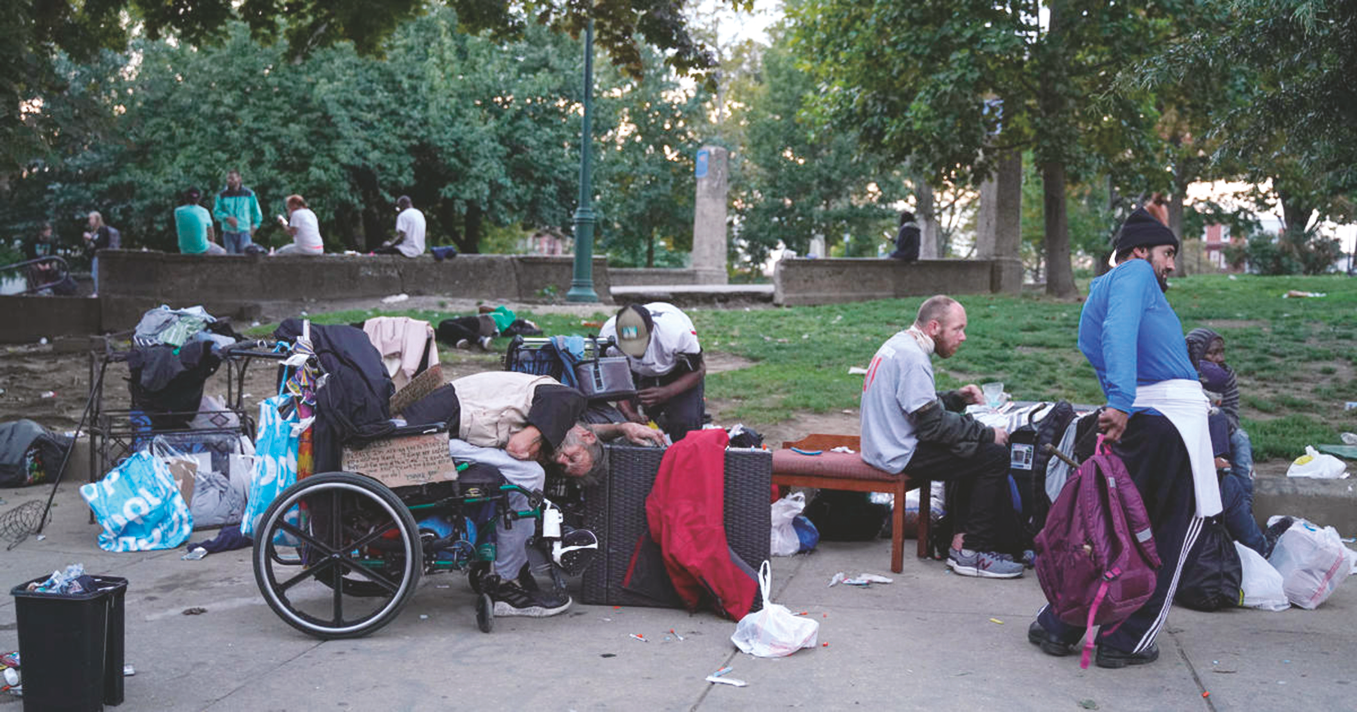 毒品泛滥"僵尸"出没 折射出美国政府社会治理失败|美