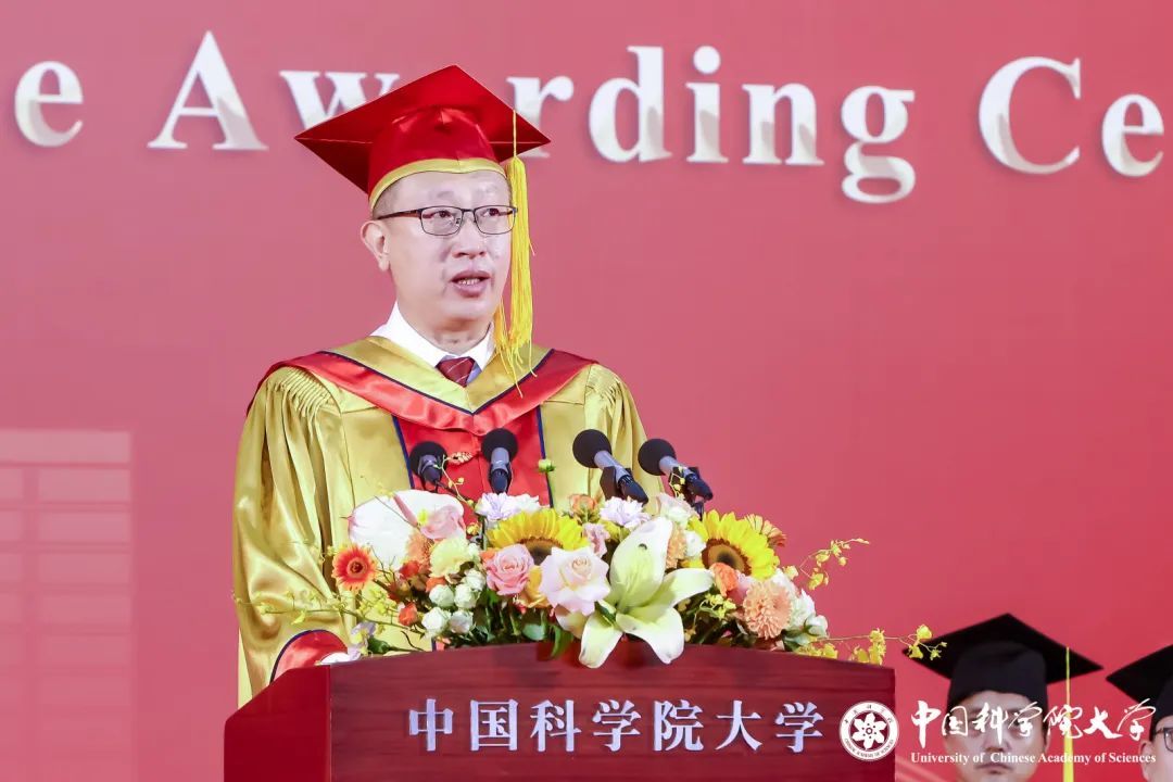 毕业典礼上,国科大校长说着说着就哭了|周琪_新浪财经_新浪网
