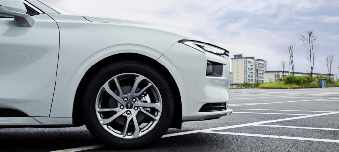 新一代蒙迪欧1.5t车型. 华龙网-新重庆客户端 杨翔然 摄