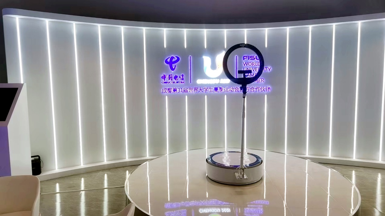 蓉火回蓉中国电信为大运健儿提供高科技互动体验