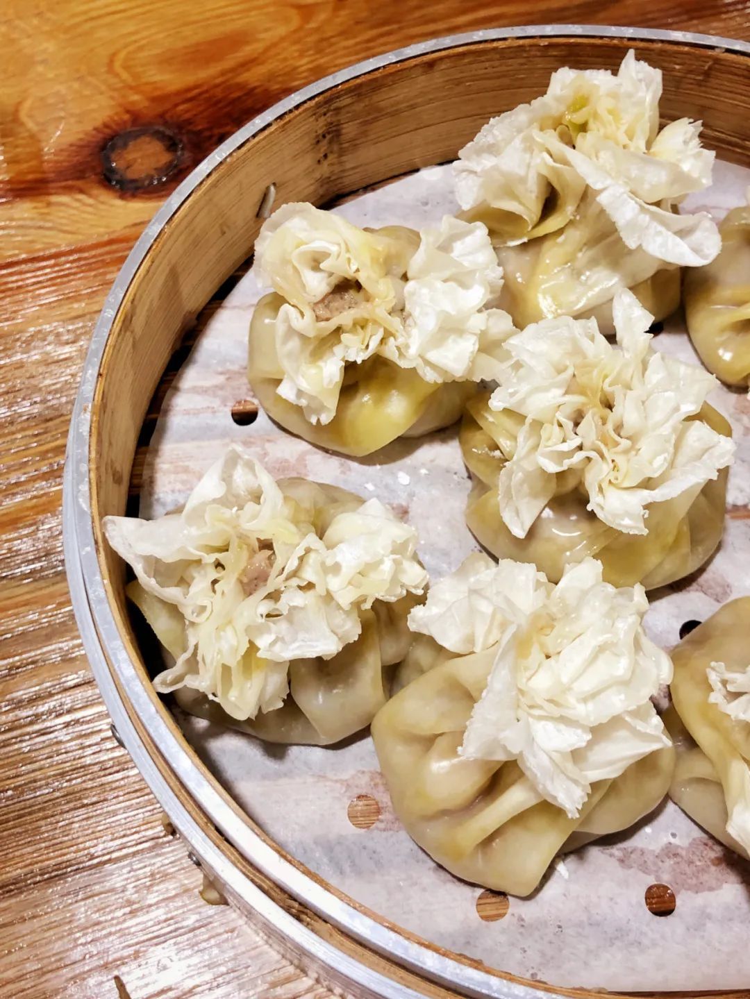 知识点:呼市烧麦的"一两二两"说的是面皮的重量,而非整个烧麦的