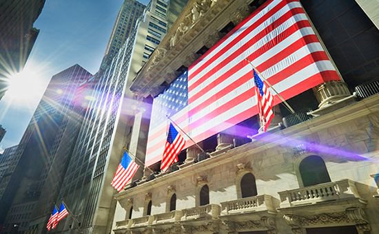 美国经济数据恶化 衰退迹象显现?现货黄金上行之路仍受限