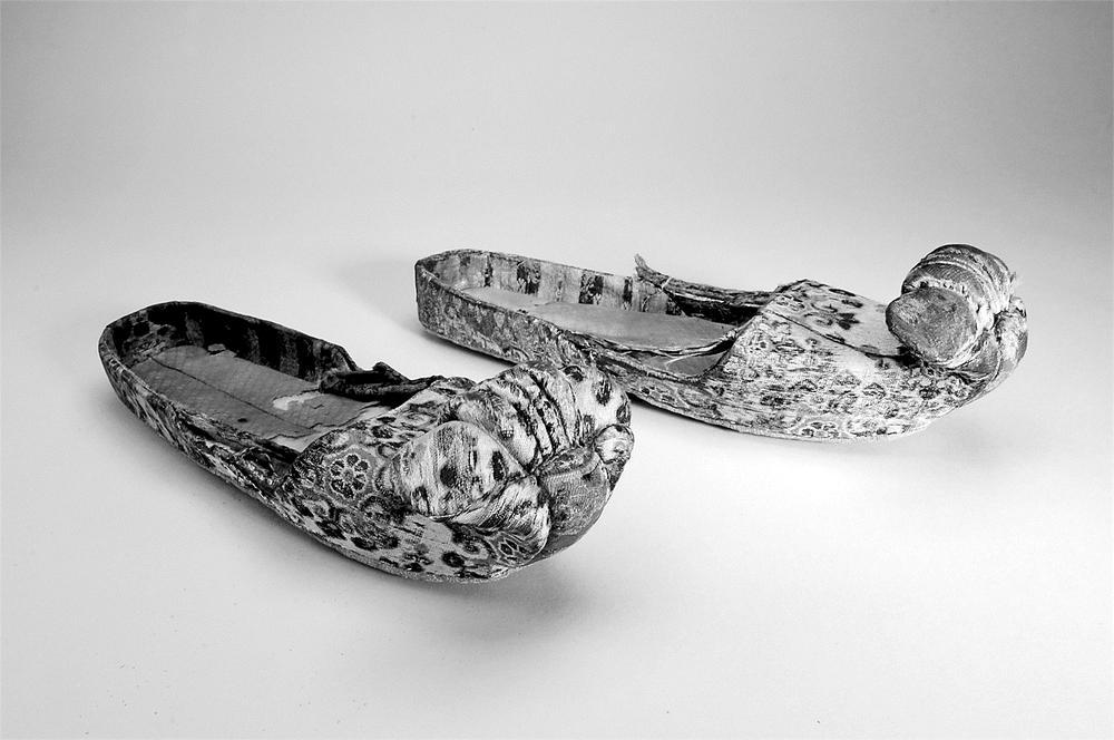 唐代变体宝相花纹锦云头锦鞋_新浪财经_新浪网