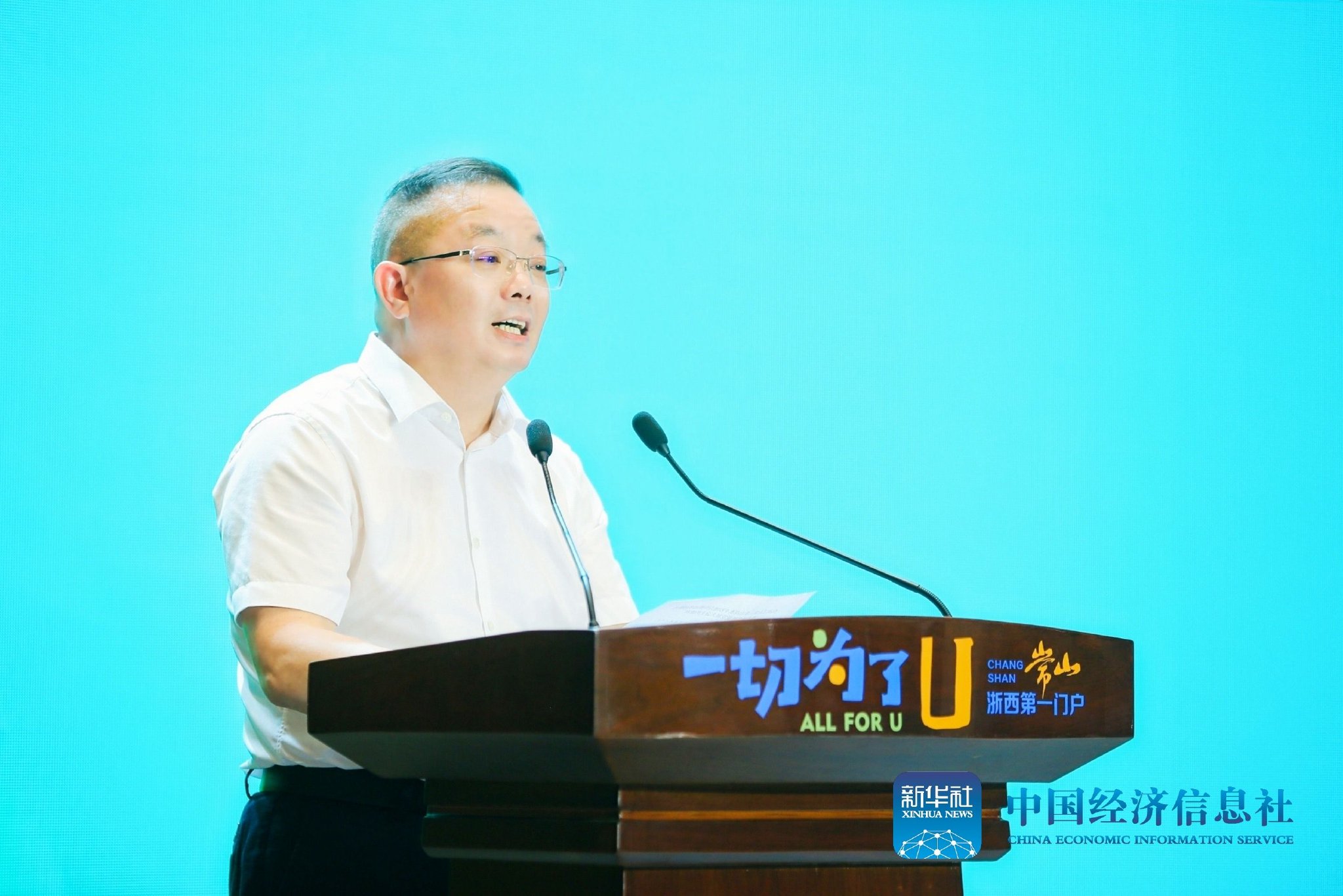 衢州市人大常委会副主任,常山县委书记潘晓辉