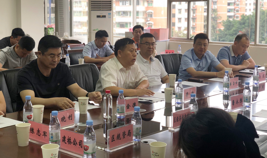 相关专家到重庆市大渡口区考察洽谈)大渡口区人大常委会副主任詹永胜