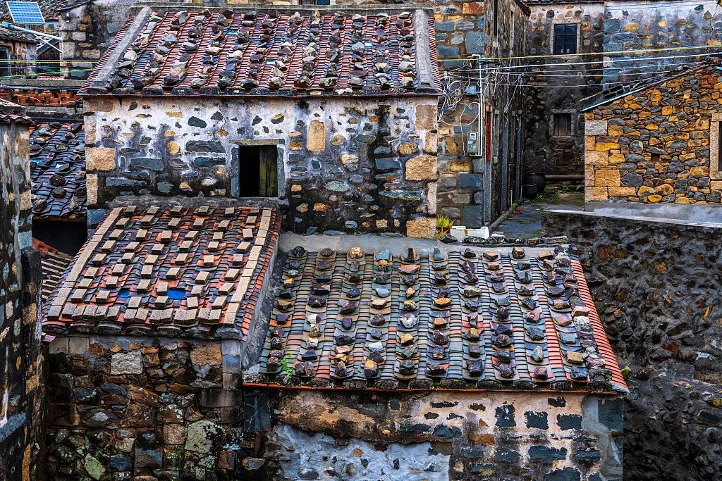 平潭岛沿海富有特色的石头房子