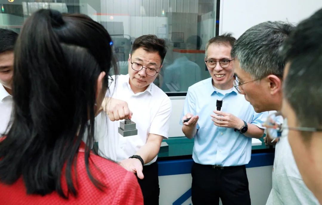 "天天向上"——天津医药集团董事长陈津竹率团莅临楚天科技考察交流