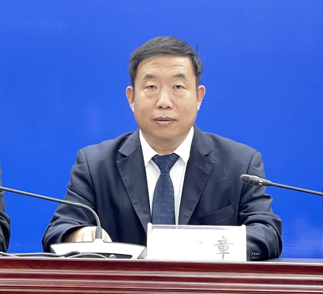 武城县政府党组成员,副县长魏凯章,县委组织部主持日常工作的副部长